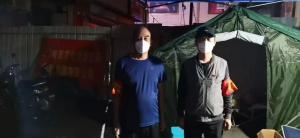 市文旅集團(tuán)一線戰(zhàn)“疫”之：黨旗飄揚(yáng)在門外，黨旗扎根在心里，53歲和35歲黨員成絕佳搭檔